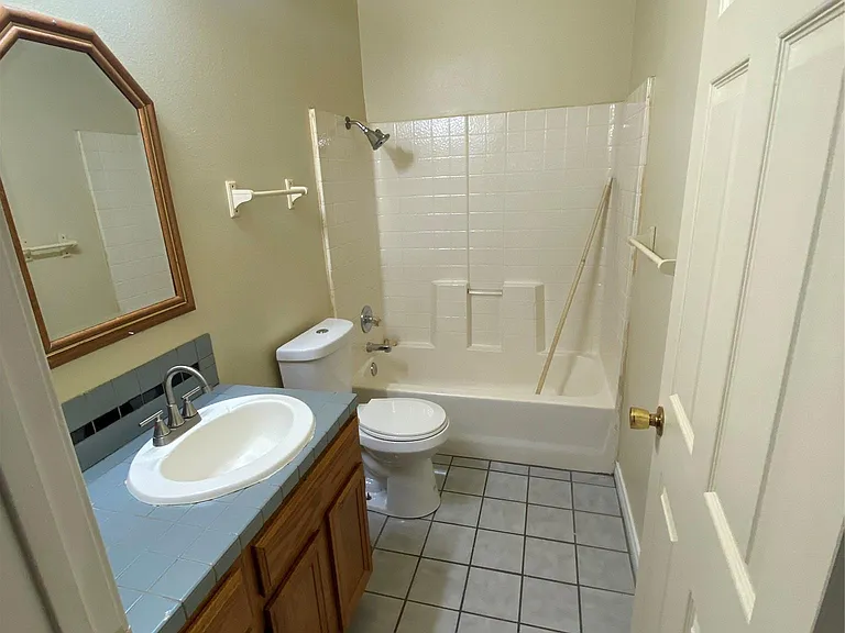2605 Alcott Ln #B — Photo 8