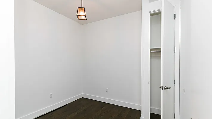 Rented by Nooklyn NYC LLC | media 19