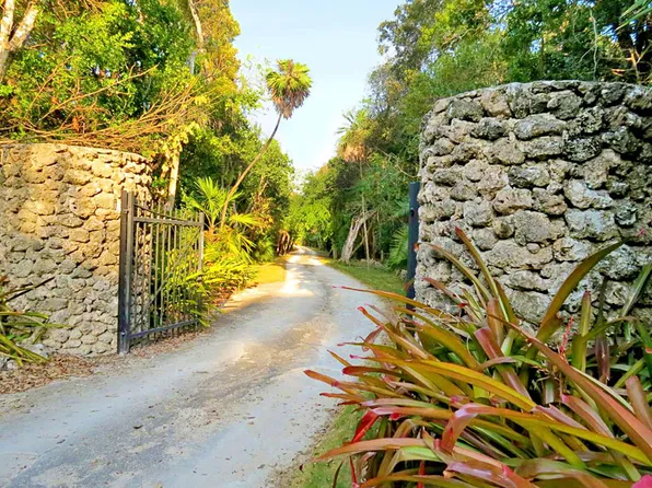 89251 Old Hwy, Tavernier, FL 33070