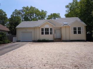 244 Stormy Rd, Manahawkin, NJ 08050