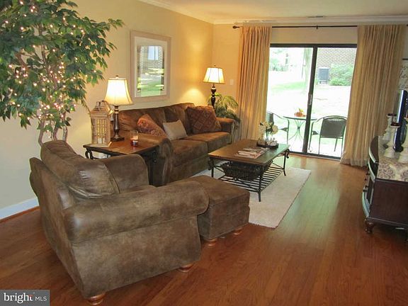 5th image of 1227 Gemini Dr APT B