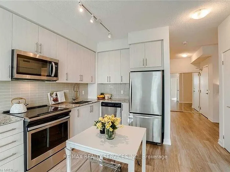 4085 Parkside Village Dr #1005 — Photo 8