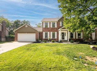 821 Ridgetop Cir, Saint Charles, MO 63304
