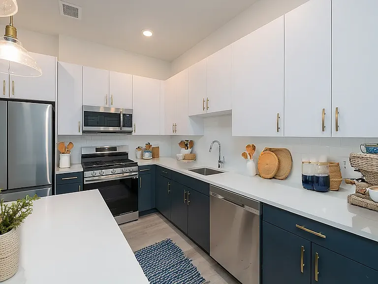 158 1st Ave #301 — Photo 3