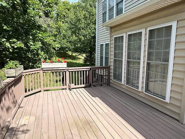 304 Arthur Ct #304 — Photo 47