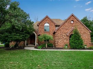 10 Bentley Ct, Buffalo, NY 14221