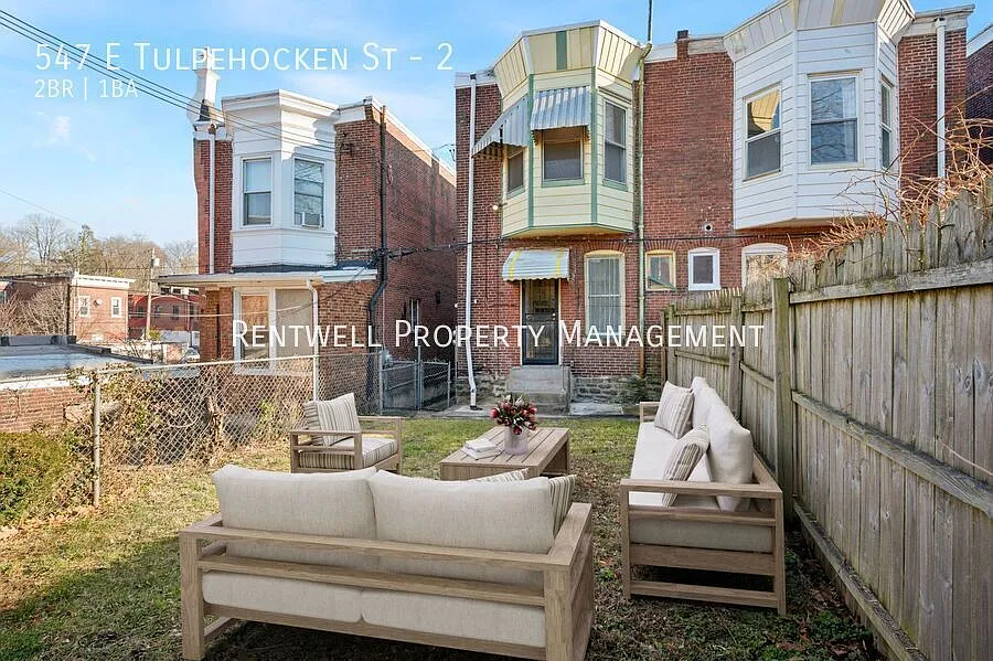 Bright & Spacious Germantown Apartment with Easy Transit Access — Photo 2