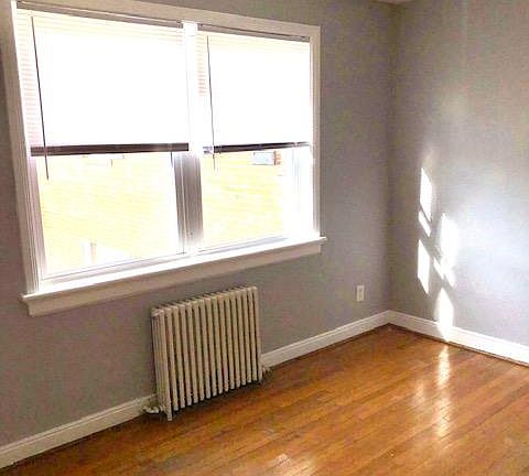 3rd image of 1000 Tilden St