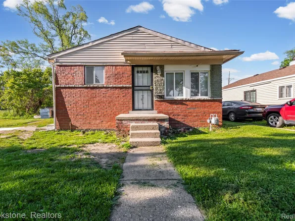 3882 Minnesota St, Hamtramck, MI 48212