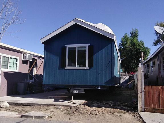 2nd image of 7650 Balboa Blvd Spc 107