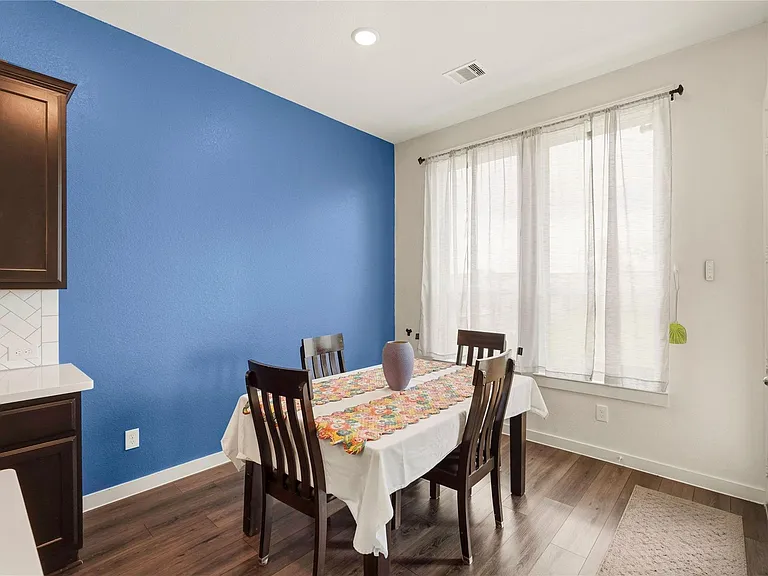 15647 Roscobie Park Dr — Photo 11