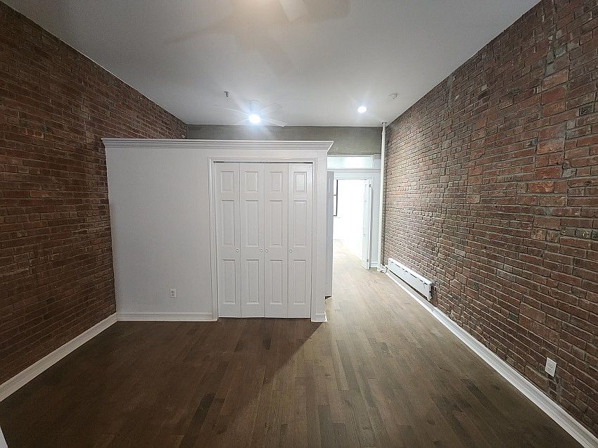 1st image of 341 W 71st St APT 3