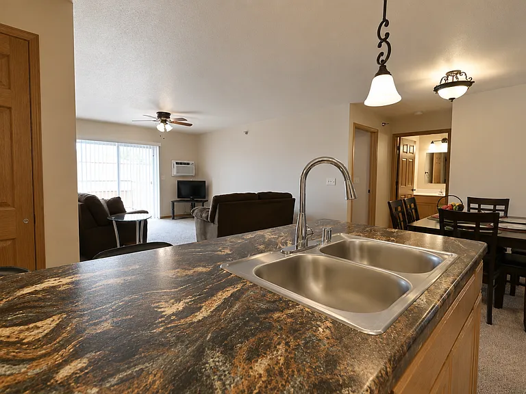 Berry Pointe Luxury Apartments — Photo 48