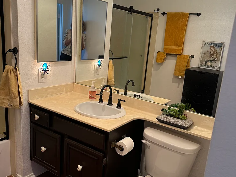 850 State St #324 — Photo 30