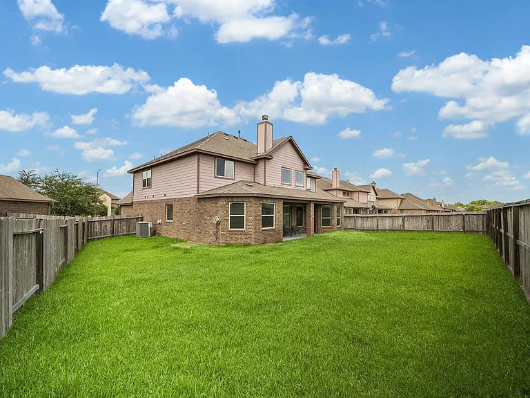 13935 Carncross Ct — Photo 30