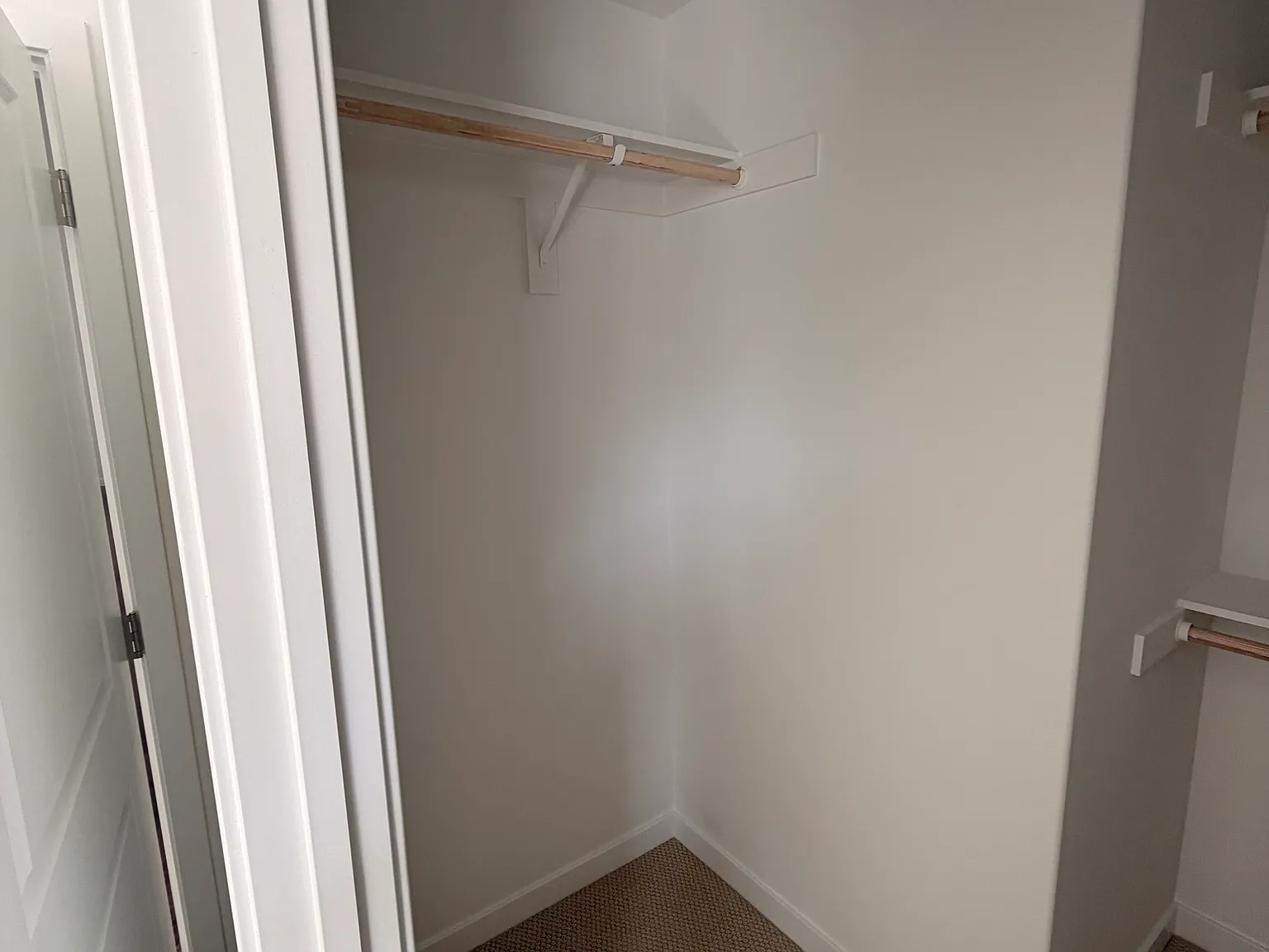 1 bed, 750 sqft, $2,500 — Photo 2