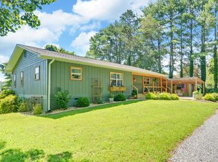 39 Country Ln, Murphy, NC 28906