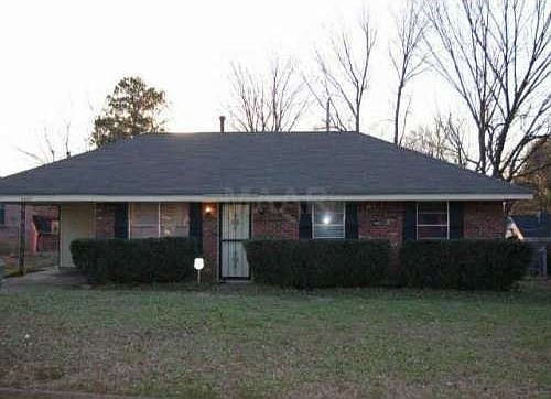 1st image of 4823 Newton Dr