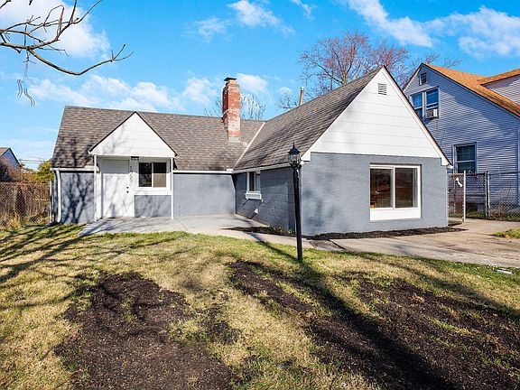 2nd image of 1065 Wellington Blvd