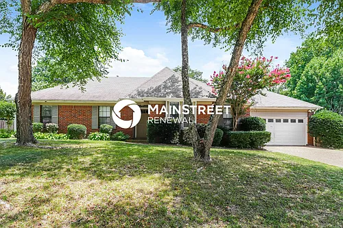 2836 Rockcreek Pkwy Photo 1