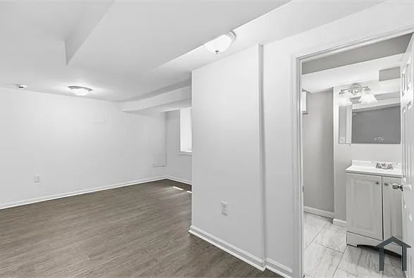 7836 Eastdale Rd — Photo 17