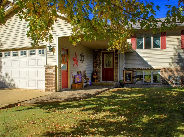 129 Penn Dr, Saint Charles, MN 55972
