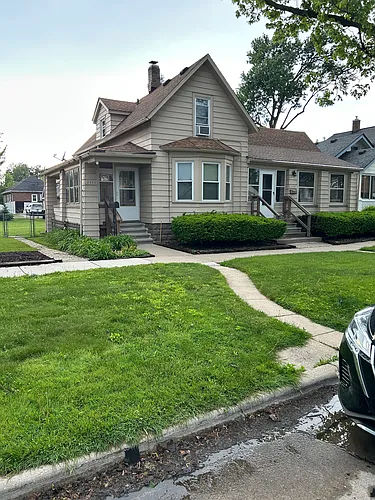 2434 3rd St Photo 1