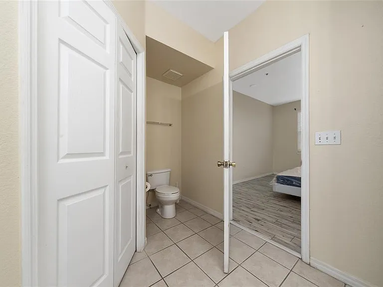 3280 Soho St #201 — Photo 12