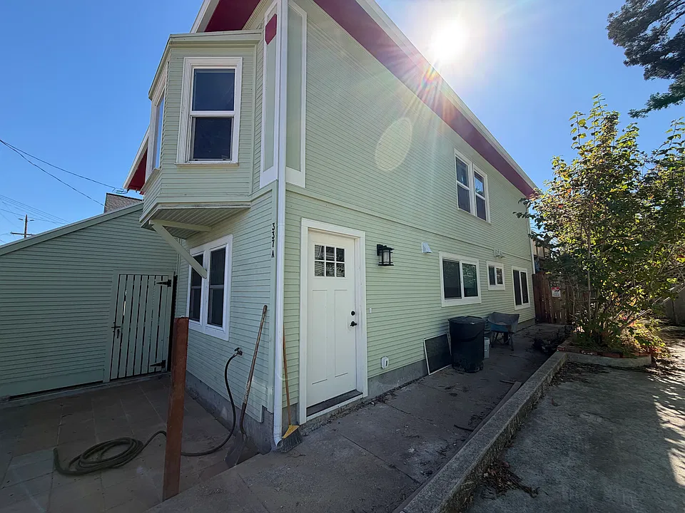 337 Laurent St #A