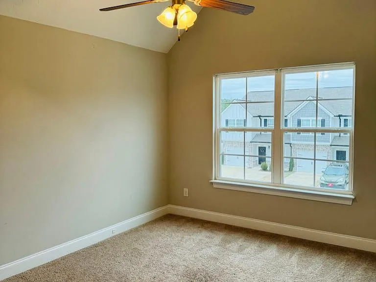 4279 Valencia Ln — Photo 11
