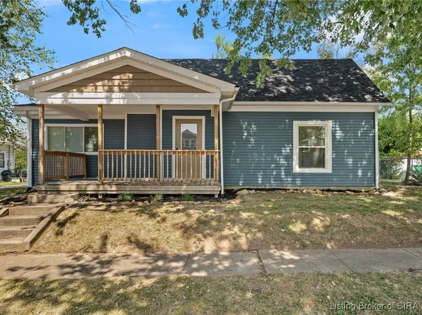 104 E Tucker Street, Salem, IN 47167