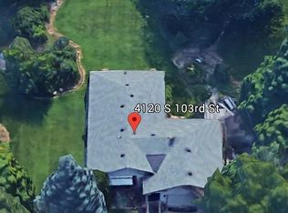 4120 S 103rd St, Greenfield, WI 53228