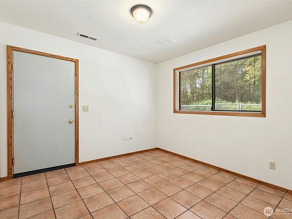 3rd image of 1108 Chadwick Ct #B