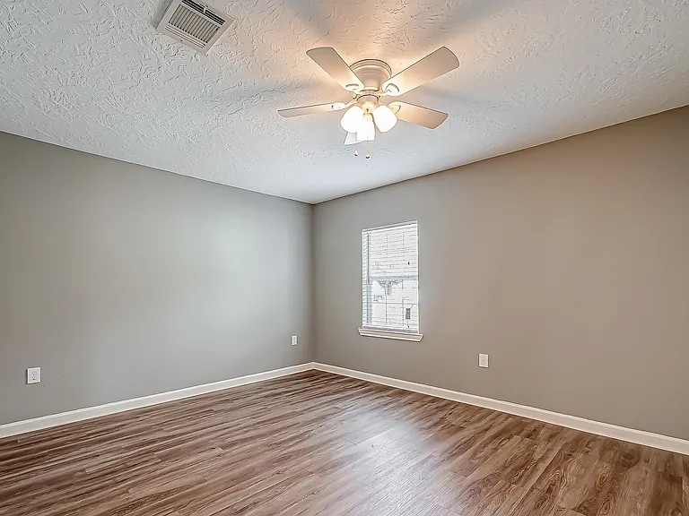 1513 George St — Photo 24