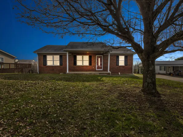 108 Derby Dr, Mount Sterling, KY 40353