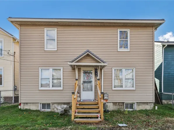 12 1st St, Dunbar, PA 15431