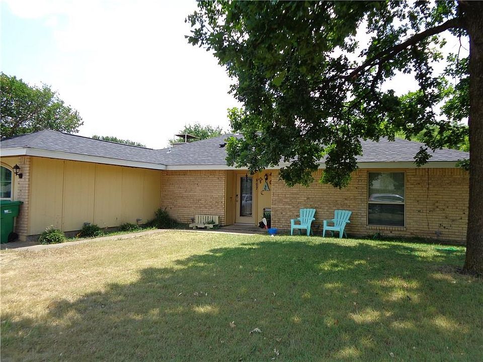 1st image of 807 Marigold Dr