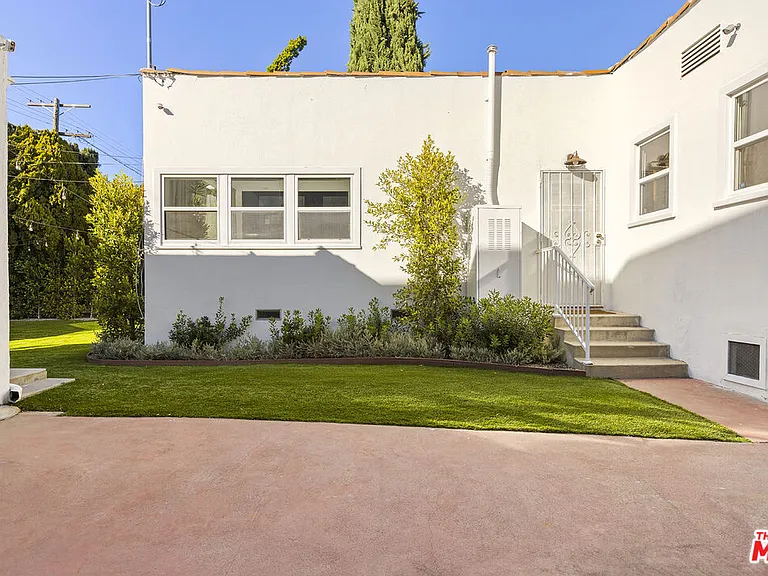 409 N Kilkea Dr — Photo 31