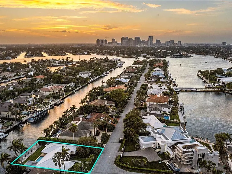 40 Isla Bahia Dr — Photo 8