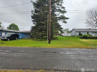 607 N 2nd Street, Westport, WA 98595
