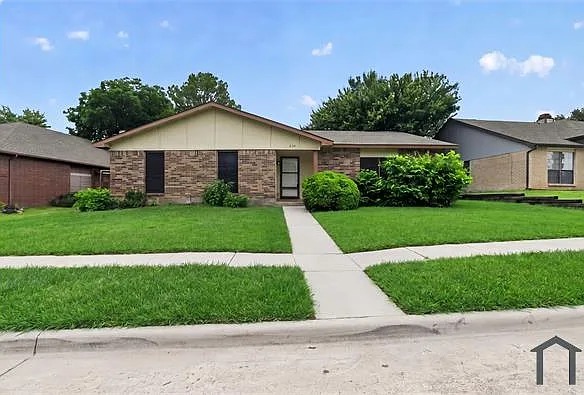 4 bed, 2085 sqft, $3,750 — Photo 2
