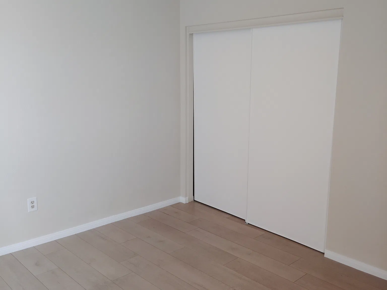 17562 Sequoia St — Photo 1