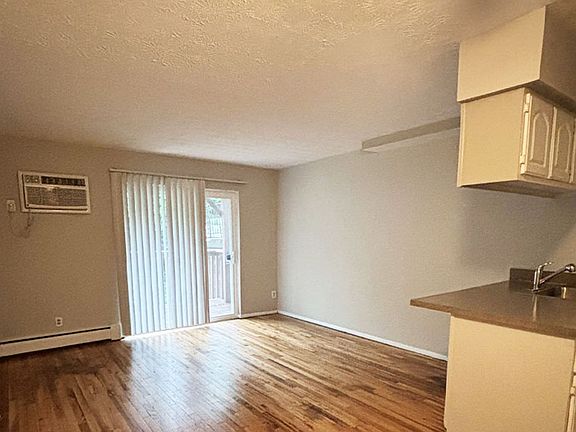 2nd image of 714 Clifton Colony Dr #615-18
