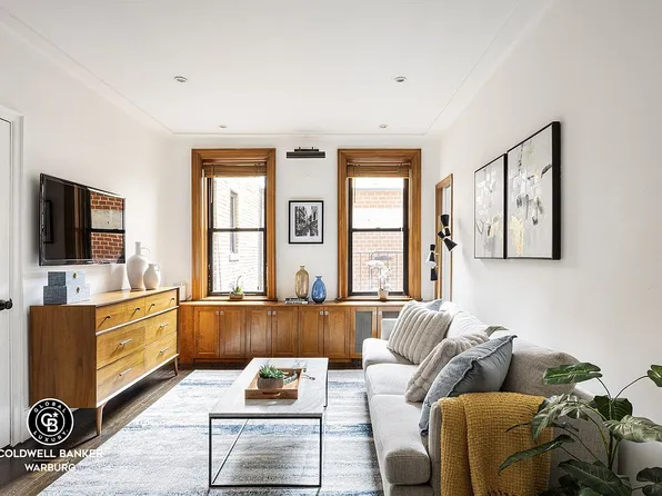253 W 16th St APT 2D, New York, NY 10011