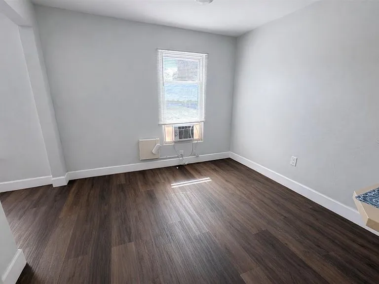 3901 6th St S #4 — Photo 14