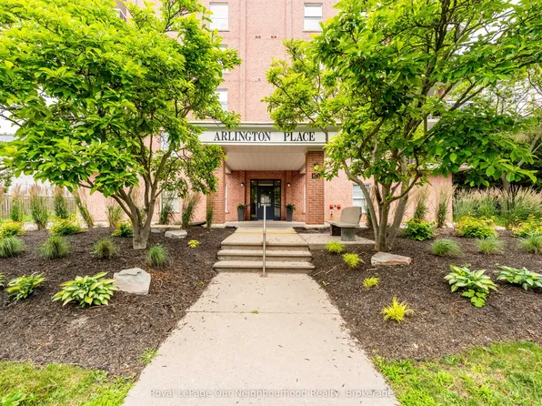 130 Queen St #2A, Cobourg, ON K9A 1N2