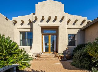 44 Vigas Ln, Rio Rico, AZ 85648