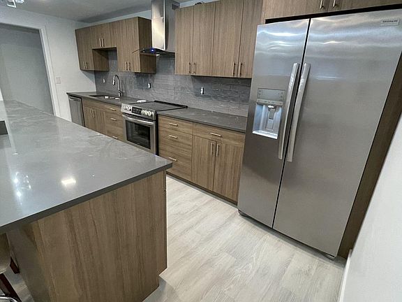 4th image of 130 Waterman St #G1