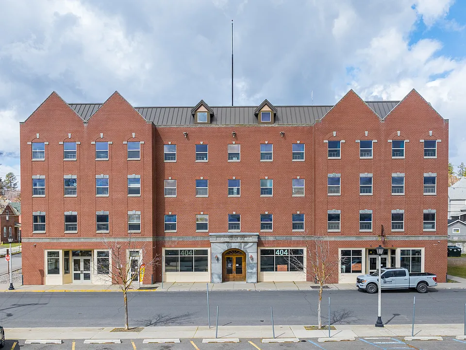 Brewster Hall