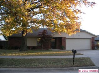 1109 W Gulfport Pl S, Broken Arrow, OK 74011
